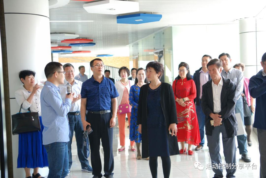 唐山市政協(xié)副主席、民進(jìn)唐山市委主委王福燕一行蒞臨常州固高智能裝備協(xié)同創(chuàng)新中心參觀指導(dǎo)